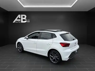 SEAT Ibiza 1.5 EcoTSI FR DSG — Citadine dynamique avec panoramadach, 150 PS — arrière