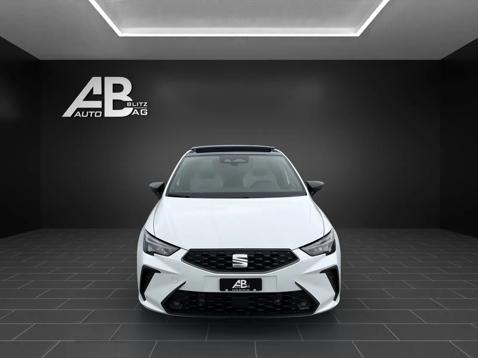 SEAT Ibiza 1.5 EcoTSI FR DSG — Citadine dynamique avec panoramadach, 150 PS