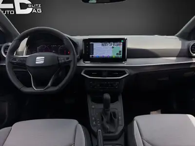 SEAT Ibiza 1.5 EcoTSI FR DSG — Citadine dynamique avec toit panoramique et technologie moderne — Miniature 11