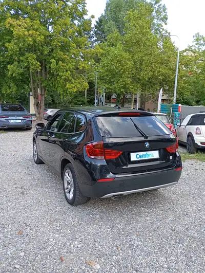 BMW X1 xDrive 23d — SUV compact diesel robuste, 194 000 km, transmission automatique — interni