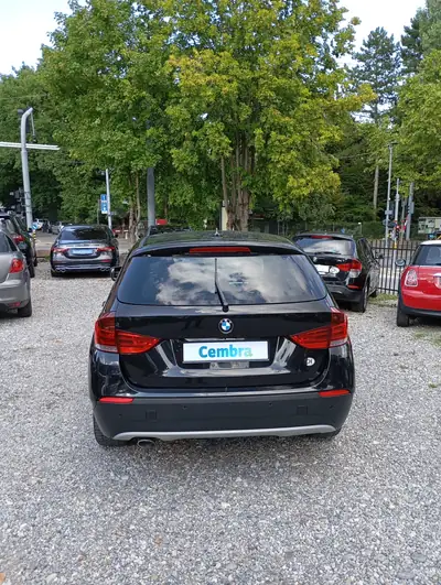 BMW X1 xDrive 23d — SUV compact diesel robuste, 194 000 km, transmission automatique — cruscotto