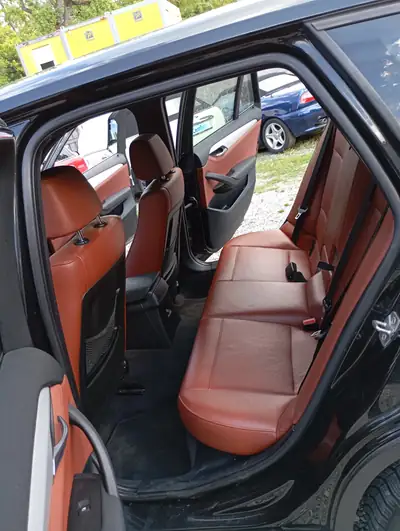 BMW X1 xDrive 23d — SUV compact diesel robuste, 194 000 km, transmission automatique — Miniatura 8
