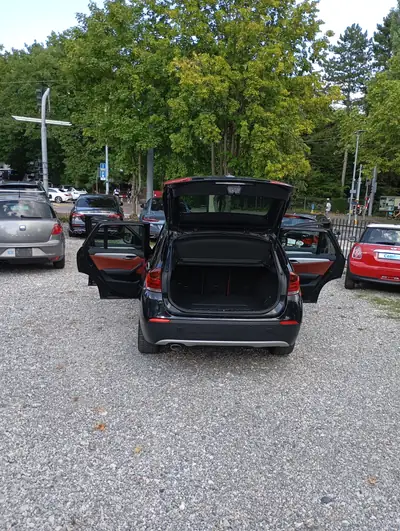 BMW X1 xDrive 23d — SUV compact diesel robuste, 194 000 km, transmission automatique — Miniatura 10