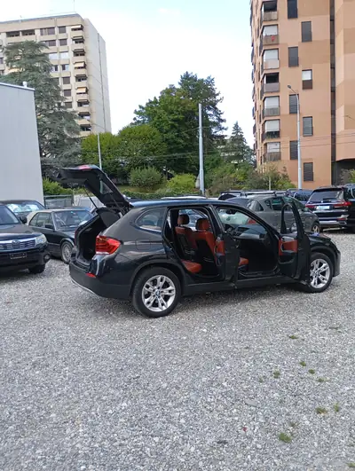 BMW X1 xDrive 23d — SUV compact diesel robuste, 194 000 km, transmission automatique — Miniatura 11