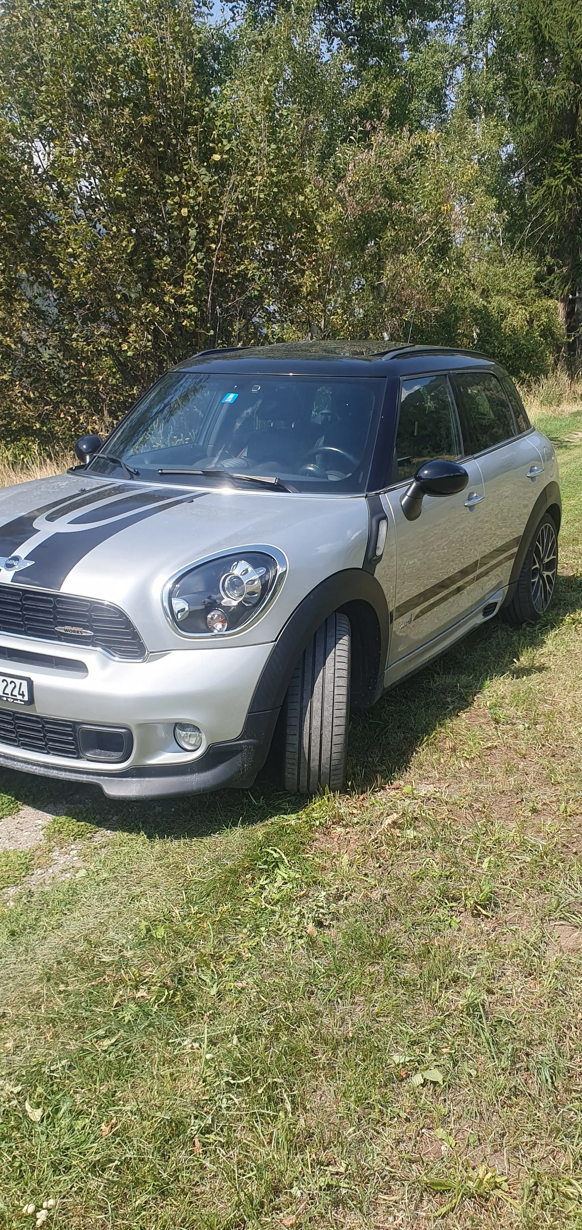 MINI Countryman 1.6i John Cooper Works ALL4 — SUV compact sportif, transmission automatique