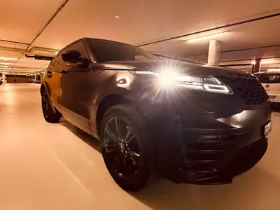 Land Rover Range Rover Velar P250 T Edition — Élégance et performance en SUV premium — Miniatur 10