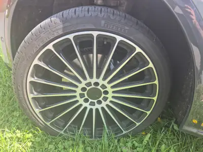 Audi SQ5 3.0 V6 TFSI Quattro — SUV sportif 426 ch, faible kilométrage — detail