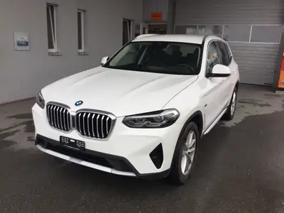BMW X3 30e xDrive — Hybride rechargeable performant, 38 000 km seulement — vue extérieure
