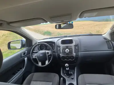 Ford Ranger 2.2 TDCi 4x4 XLT — Pick-up robuste, motorisation fiable et consommation maîtrisée — dettaglio