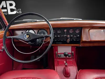 Jaguar MK2 240 Overdrive 1968 — Chef-d'œuvre britannique, 29'000 km d'origine — Miniature 11