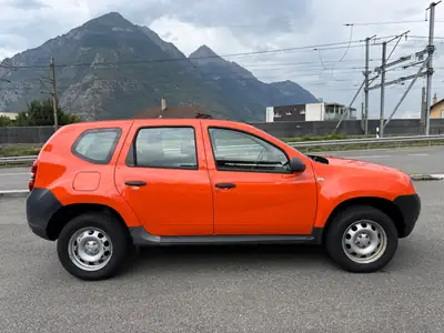 Dacia Duster 1.6 4×4 — SUV compact robuste, 4 roues motrices, sans accident — détail