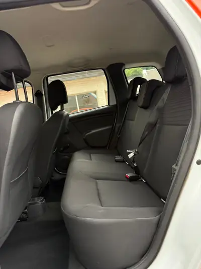 Dacia Duster 1.6 4×4 — SUV compact robuste, 4 roues motrices, sans accident — Miniature 15
