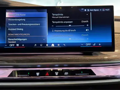 BMW 740d xDrive 2025 — Berline de prestige hybride diesel, 22'000 km, Service inclus — Miniature 19
