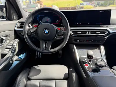 BMW M3 Competition xDrive — Berline sportive 510 ch, kilométrage réduit — tableau de bord