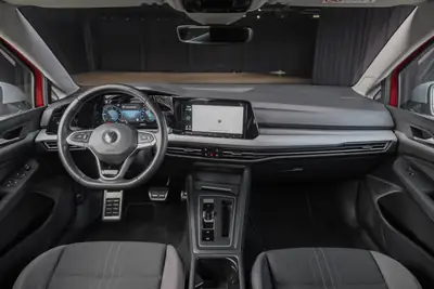 VW Golf Alltrack 2.0 TDI 200 ch — Break robuste, 4Motion intégrale, 65'000 km — Miniature 15