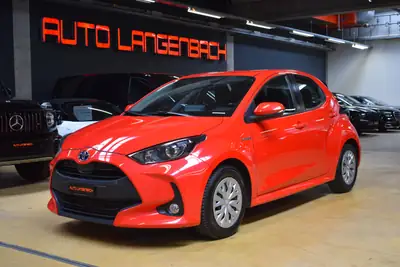 Toyota Yaris 1.5 Comfort e-CVT — Citadine hybride économe, 94'000 km seulement — vue extérieure