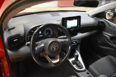 Toyota Yaris 1.5 Comfort e-CVT — Citadine hybride économe, 94'000 km seulement — détail