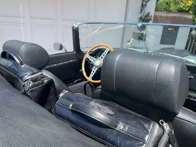 Jaguar E-Type S II 1969 — Cabriolet légendaire, 54 500 km, sans sinistre — Miniature 12