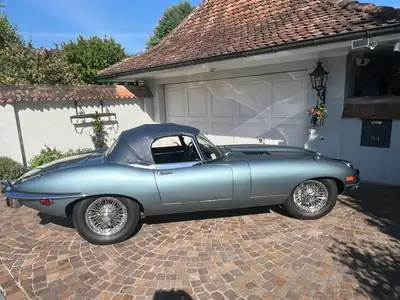 Jaguar E-Type S II 1969 — Cabriolet légendaire, 54 500 km, sans sinistre — Miniature 16