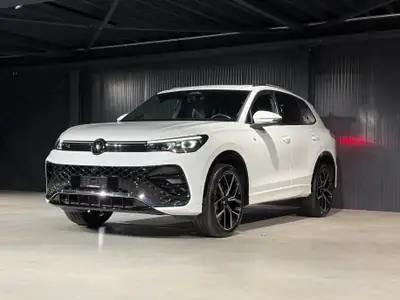VW Tiguan 2.0 TDI R-Line — SUV premium cuir intégral, technologie IQ Drive — intérieur