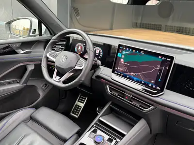 VW Tiguan 2.0 TDI R-Line — SUV premium cuir intégral, technologie IQ Drive — Miniature 14