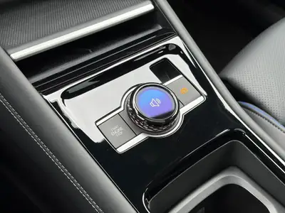 VW Tiguan 2.0 TDI R-Line — SUV premium cuir intégral, technologie IQ Drive — Miniature 20