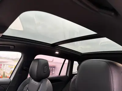 VW Tiguan 2.0 TDI R-Line — SUV premium cuir intégral, technologie IQ Drive — Miniature 22