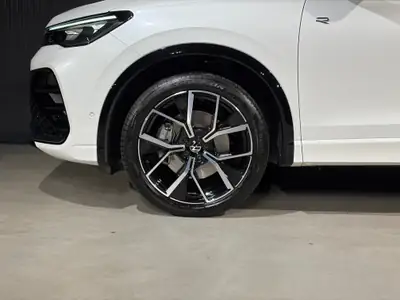 VW Tiguan 2.0 TDI R-Line — SUV premium cuir intégral, technologie IQ Drive — Miniature 27