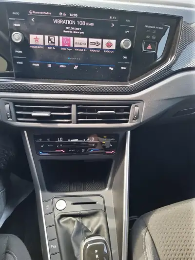 VW Polo 1.0 TSI Life DSG — Citadine dynamique, faible kilométrage et garantie — Thumbnail 8