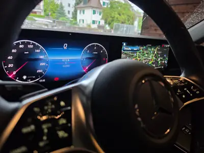 Mercedes-Benz V 250 d — Monospace 7 places, moteur diesel efficace et garantie constructeur — Miniature 8