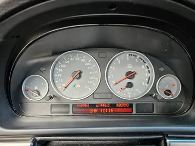 BMW M5 E39 V8 2002 — Berline de légende, 400 ch pure performance — Detail
