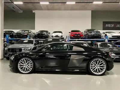 Audi R8 V10 Plus — Supercrue 610 ch, 39'000 km seulement, packs carbone exclusifs — interni