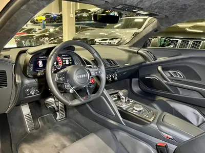Audi R8 V10 Plus — Supercrue 610 ch, 39'000 km seulement, packs carbone exclusifs — Miniatura 11