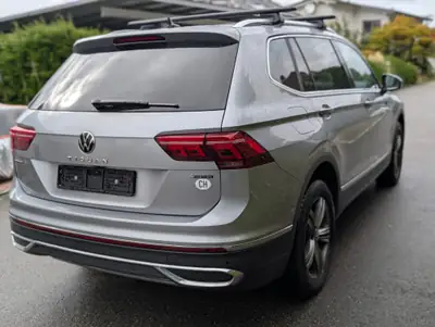VW Tiguan Allspace 2.0 TSI 190 PS — SUV 7 places spacieux, 4MOTION performant — cruscotto