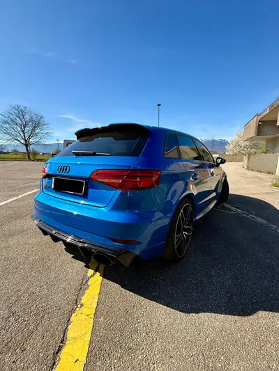 Audi RS3 2.5 T FSI Quattro — Performance 400ch avec échappement Milltek homologué — fianco