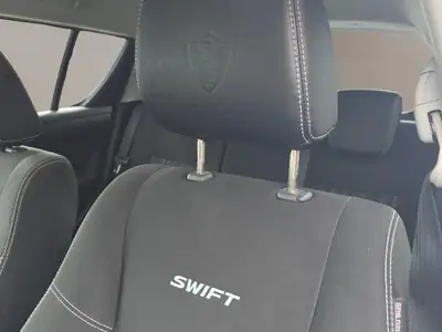Suzuki Swift 1.2 Sergio Cellano 4x4 — Citadine agile tout-terrain, révision complète — Miniature 10