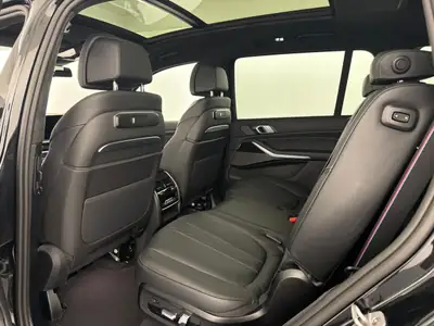 BMW X7 xDrive 48 40d M Sport Pro 2025 — SUV 7 places, diesel hybride, première main — détail