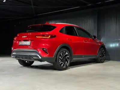 Kia XCeed 1.5 T-GDi DCT — SUV compact sportif, garantie 7 ans, quasi neuf — Miniature 8