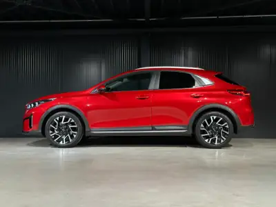 Kia XCeed 1.5 T-GDi DCT — SUV compact sportif, garantie 7 ans, quasi neuf — Miniature 10