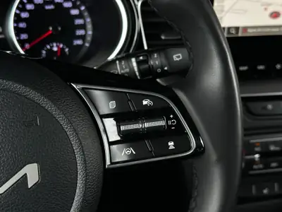 Kia XCeed 1.5 T-GDi DCT — SUV compact sportif, garantie 7 ans, quasi neuf — Miniature 24