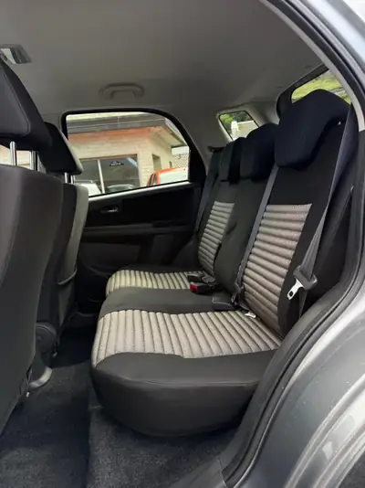 FIAT Sedici 2.0 JTD 4WD Dynamic — SUV compact robuste, essence économique et fiable — Miniature 14