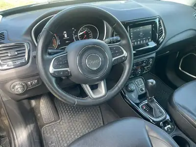 Jeep Compass 1.4 MultiAir Freedom AWD — 4x4 compact automatique, 56 000 km — Miniature 8