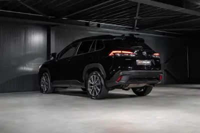 Toyota Corolla Cross 2.0 4WD e-CVT — Hybride performant, traction intégrale et faible kilométrage — Miniature 9