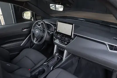 Toyota Corolla Cross 2.0 4WD e-CVT — Hybride performant, traction intégrale et faible kilométrage — Miniature 14