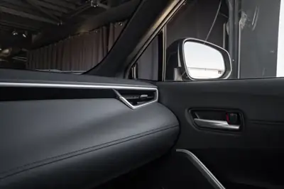 Toyota Corolla Cross 2.0 4WD e-CVT — Hybride performant, traction intégrale et faible kilométrage — Miniature 22
