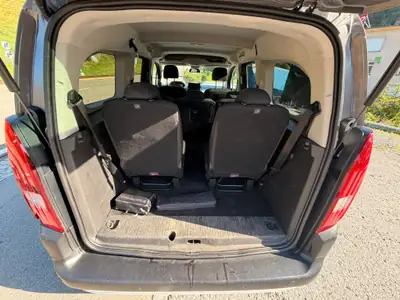 Peugeot Rifter e-Active Pack — Monospace électrique 7 places, 57 500 km — Miniature 8