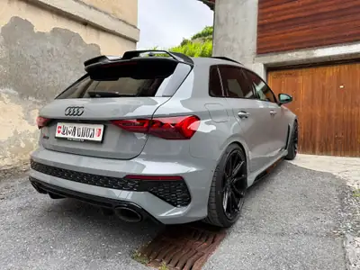 Audi RS3 2.5 TFSI Quattro — 460 ch, sportivité haute performance à kilométrage réduit — arrière