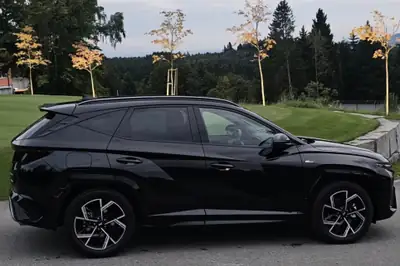 Hyundai Tucson 1.6 T-GDi PHEV N-Line — SUV hybride rechargeable 4WD, 900 km seulement — arrière