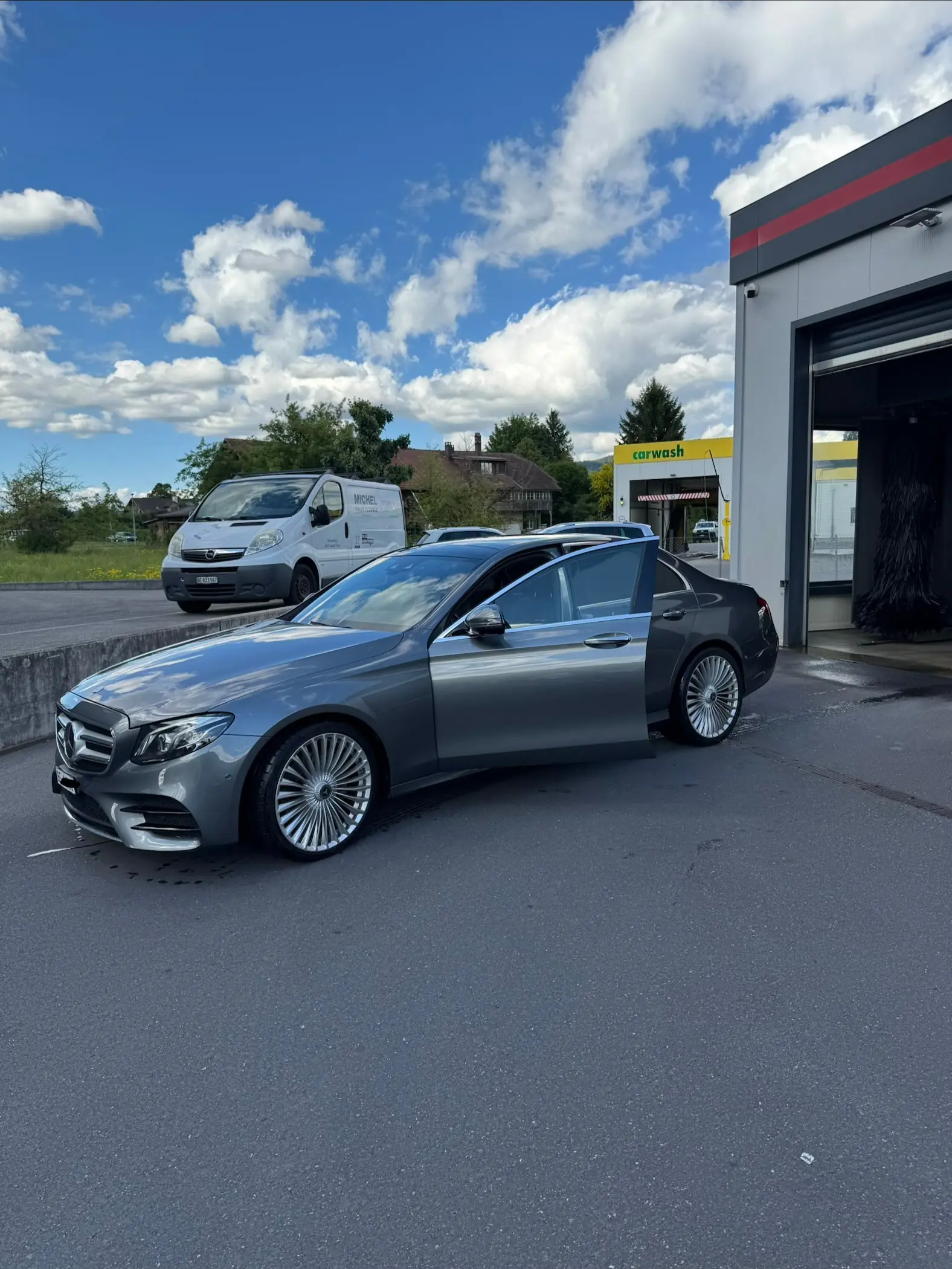 Mercedes-Benz Classe E 2016 occasion Thun — 1