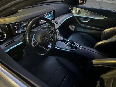 Mercedes-Benz E 220 d AMG Line — Berline premium diesel, 200 000 km, sans sinistre — Detail